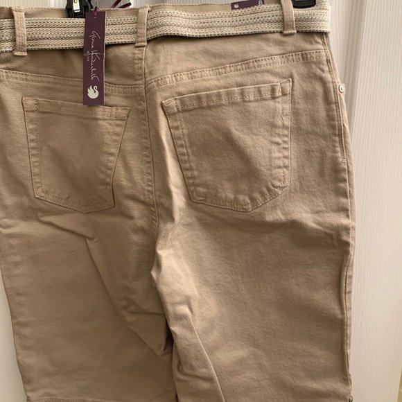 Gloria Vanderbilt Bermuda Shorts - Picture 1 of 1
